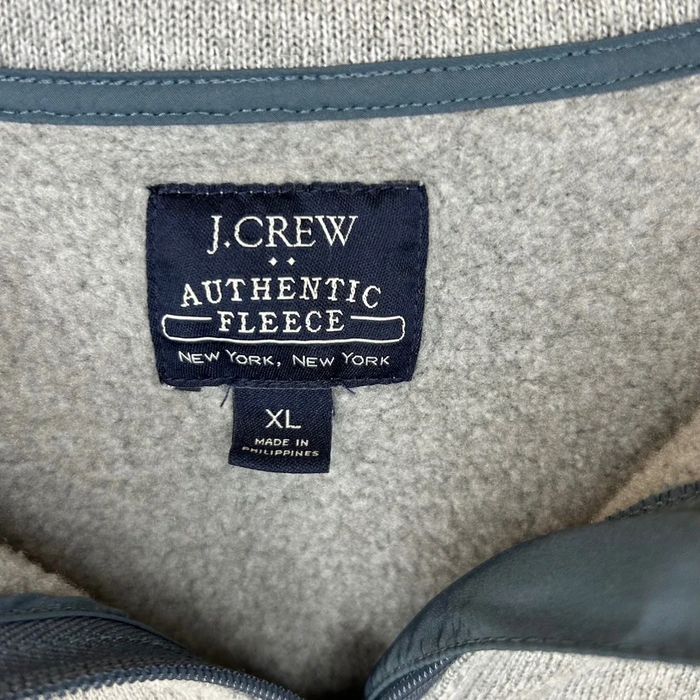 J. Crew Authentic Fleece Mens M (XL Tag) Quarter Zip Pullover Gray Sweater